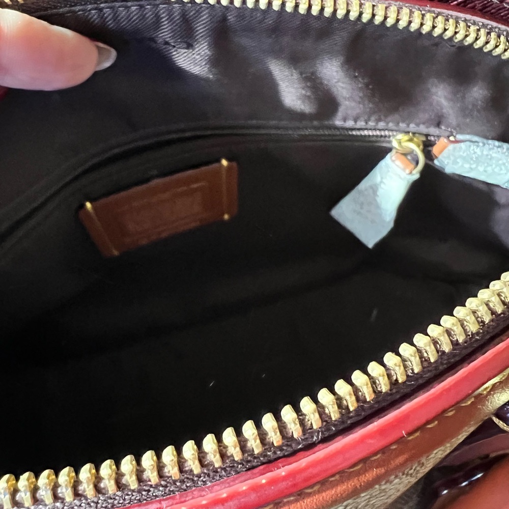 COACH QUINN SATCHEL SIGNATURE CANVAS EUC - Picture 11 of 14
